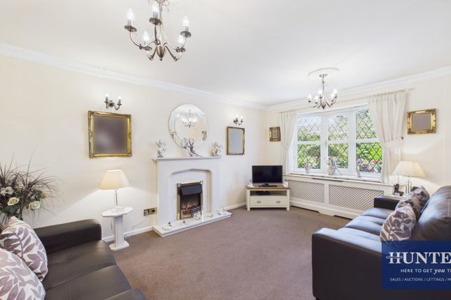 32, Whiterocks Grove, Sunderland photo 2