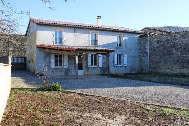 Thumbnail Property for sale in Condac, Poitou-Charentes, 16700, France