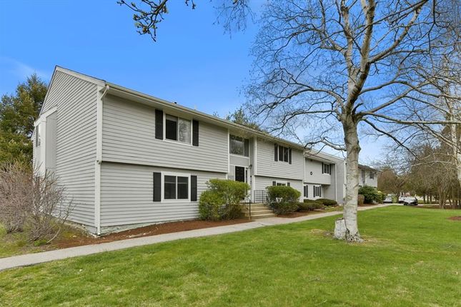 Apartment for sale in 20 Beals Cove Road, Hingham, Massachusetts, 02043, United States Of America