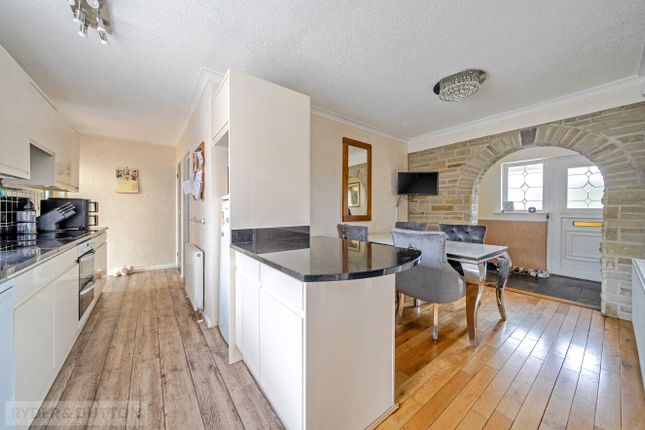 49, Weatherhill Road, West Yorkshire photo 2