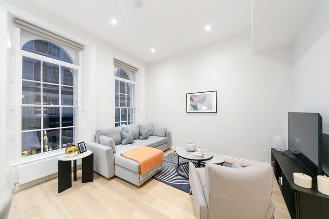 Flat 1, 79, Long Acre, London photo 2
