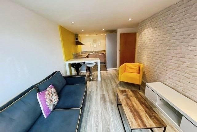Apt 30, 11, Oldham Street, Liverpool photo 3