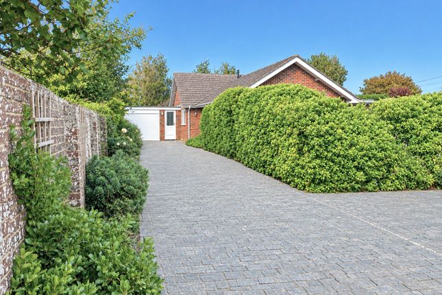 3-bed house on 10, Vincent Road, Chichester, £2,250/mo