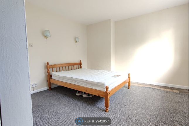 Bodmin Grove, Morden photo 4