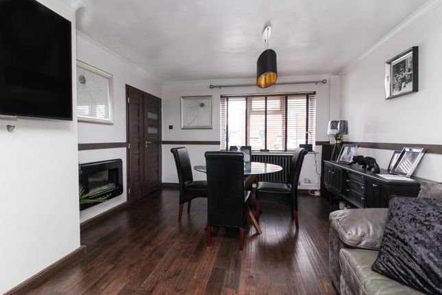 Semi-detached house for sale in Albion Street, Croydon
