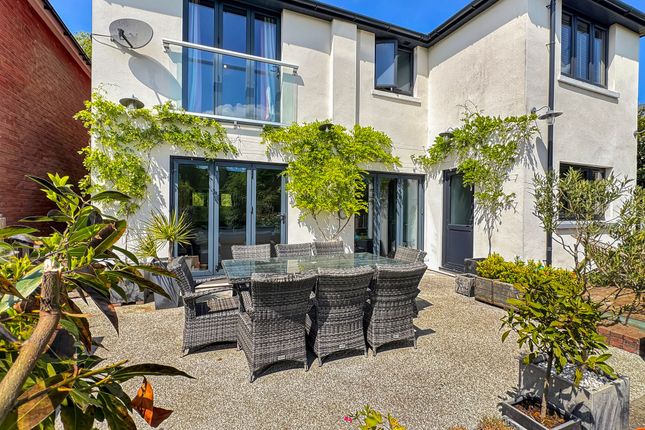 39 Clatterford Road, Newport photo 2