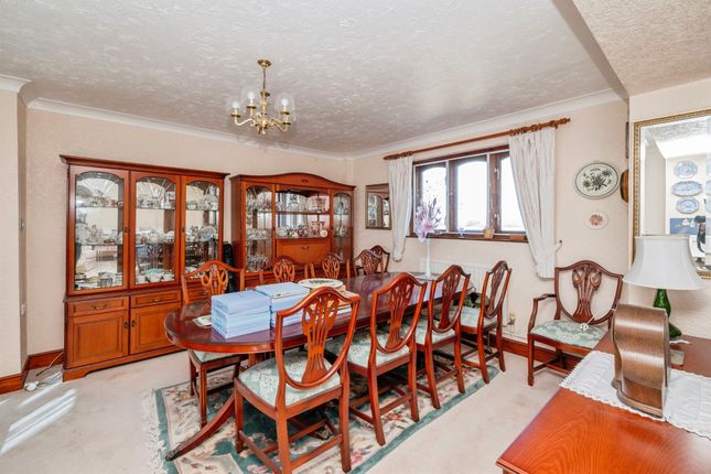 30, Cromer Road, Norwich photo 4