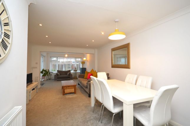 20 Lynwood, Folkestone photo 4