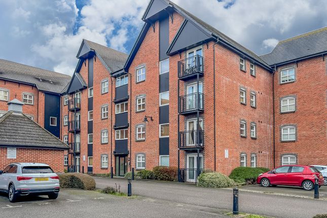 Thumbnail Flat to rent in West Dock, The Wharf, Leighton Buzzard, Bedfordshire