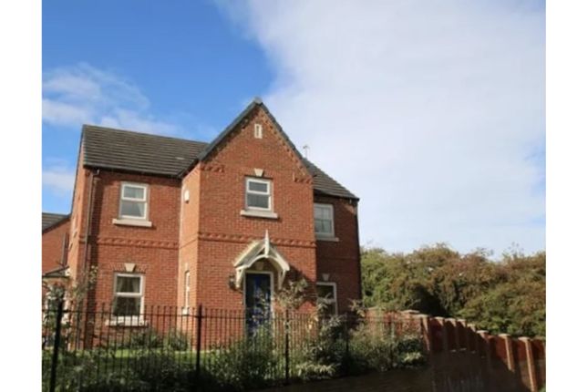 Thumbnail Detached house for sale in Chatsworth Court, Chesterfield