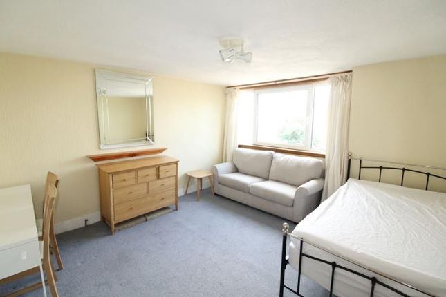 Flat to rent in Orchard Lane, Aberdeen