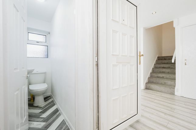 8, Dove Walk, Hornchurch photo 4