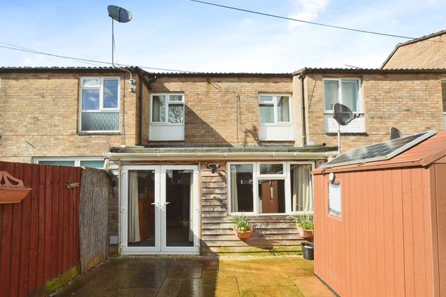 Terraced house for sale in Ogilvie Square, Calne