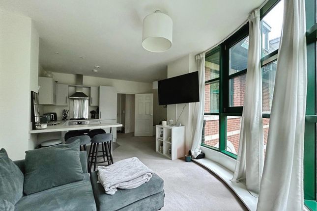 13 Lorica House, Fleet Mill,, Minley Road, Hampshire photo 4