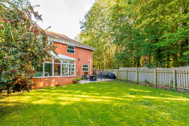 Detached house for sale in Lime Avenue, Buckingham
