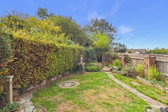 35 Ledsgrove, Newton Abbot photo 2