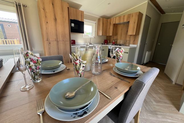 Borwick Ln, Warton, Carnforth photo 5