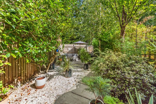 32 Brassey Road, Winchester photo 4