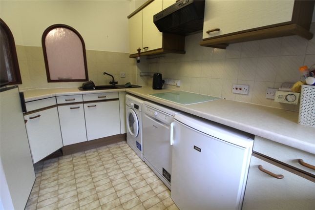 Flat 39, Ingleborough,, Cavell Drive, Middlesex photo 4