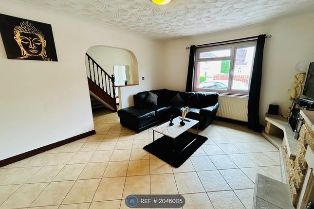 Semi-detached house to rent in Minehead Road, Bristol
