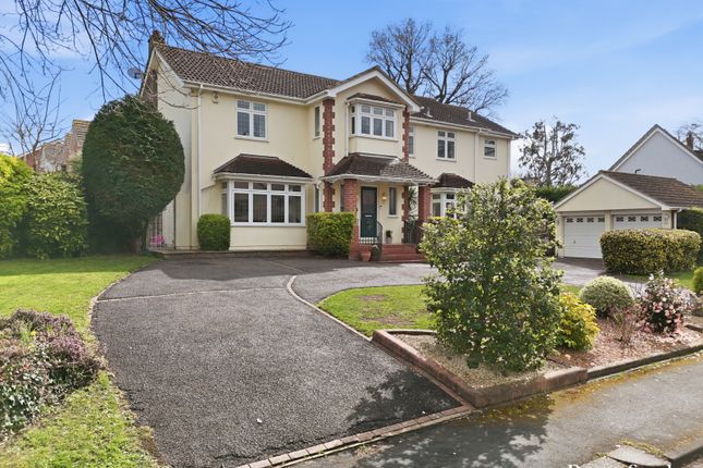4, Caterwood, Essex photo 3