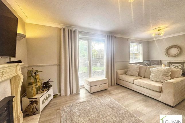 12 Elmwood Grove, Tredegar photo 2