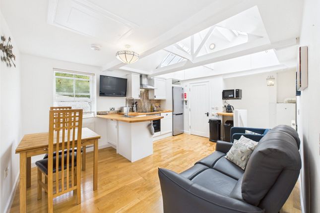 16, Egloshayle Road, Cornwall photo 2