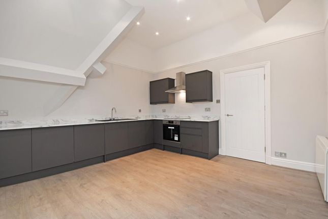 Thumbnail Flat for sale in Tapton Mount Close, Sheffield