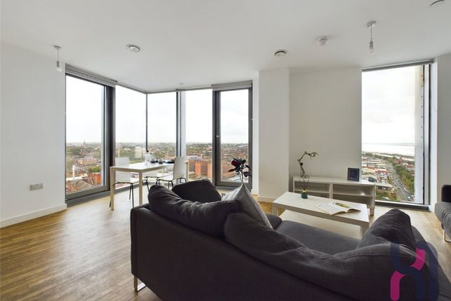 2302 The Tower, 19 Plaza Boulevard, Liverpool photo 4