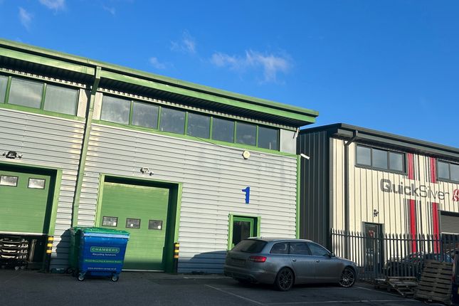 Light industrial to let in Combe Lane, Godaming