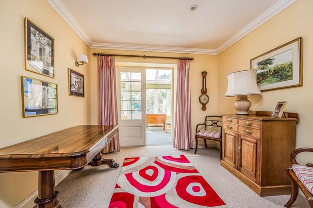 24, Chantry Hall, Emsworth photo 4