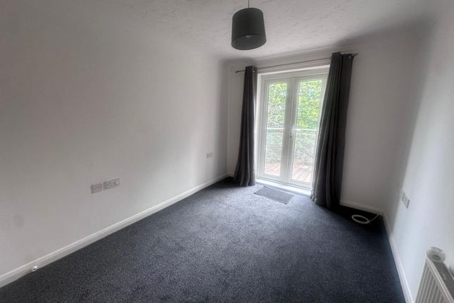 Flat 6, Cairn Court, Southampton photo 5