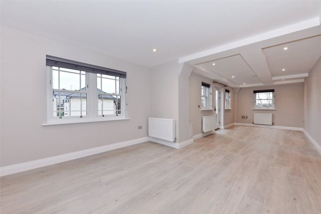 Flat 15, Regal House,, Station Road, Buckinghamshire photo 4