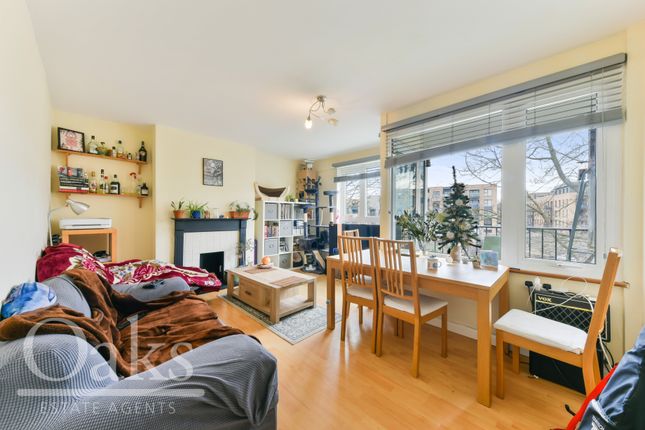 Thumbnail Flat to rent in Clarence Crescent, London