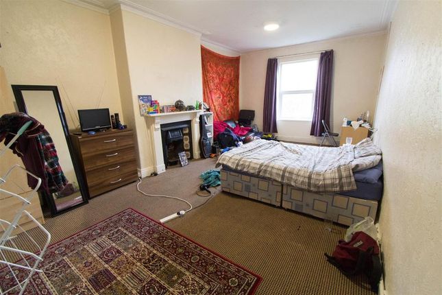 48, CARDIGAN ROAD, Leeds photo 2