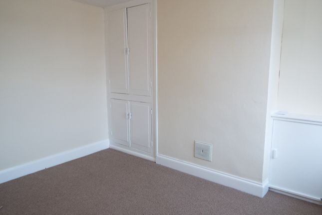 5, Mansfield photo 4