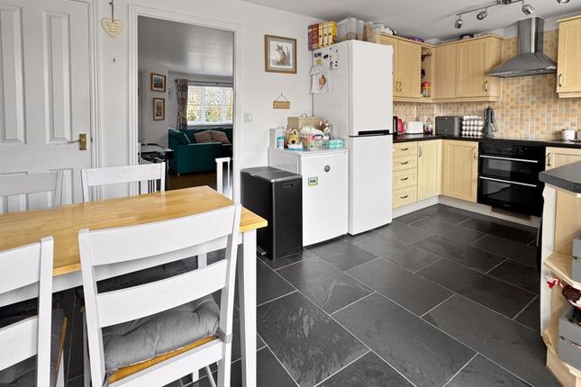 18, Osborne Chase, Cowes photo 3
