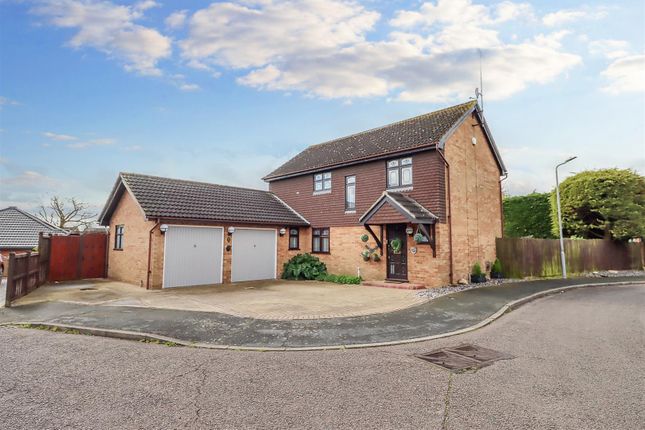 Detached house for sale in Friern Place, Wickford SS12