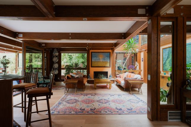 306748 - Blue Gates, Cambridge-23.Jpg