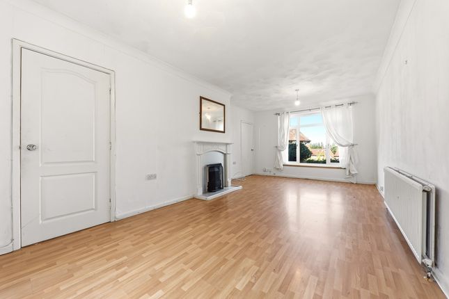 54 Queenshill Avenue, Leeds photo 3