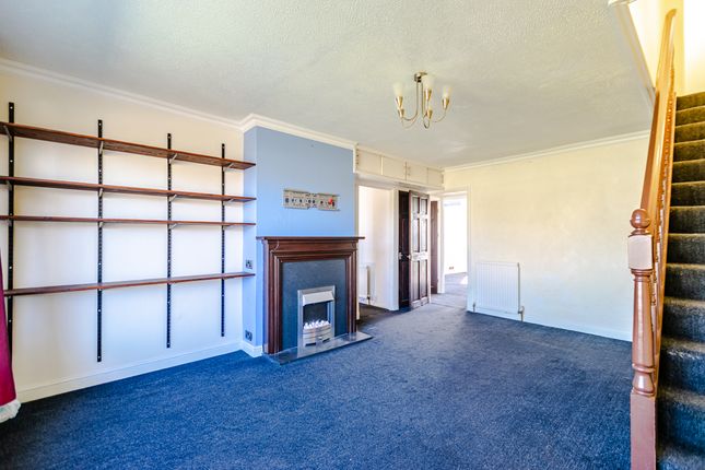 21, Tilmire Close, York photo 3