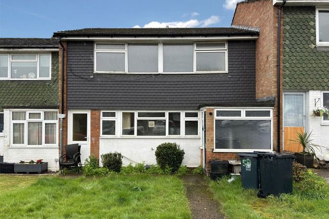 Thumbnail Property for sale in 59 Savay Close, Denham, Uxbridge, Middlesex