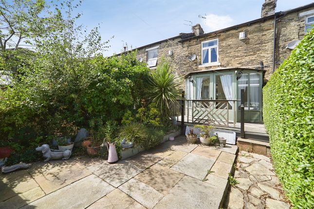 1-bed terraced on 21, Moorside Terrace, Bradford, £105,000