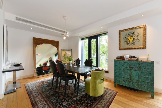 10, Gloucester Avenue, London photo 4