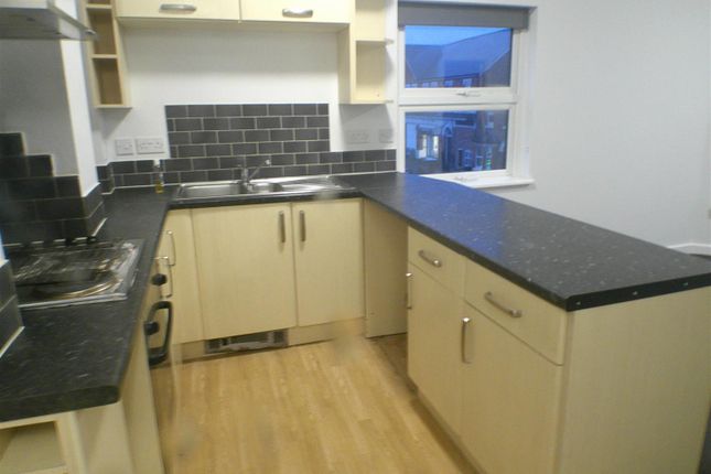 11c, Strode Road, Wellingborough photo 2