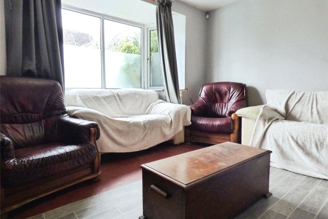 2, Edgeworth Avenue, Bury photo 2