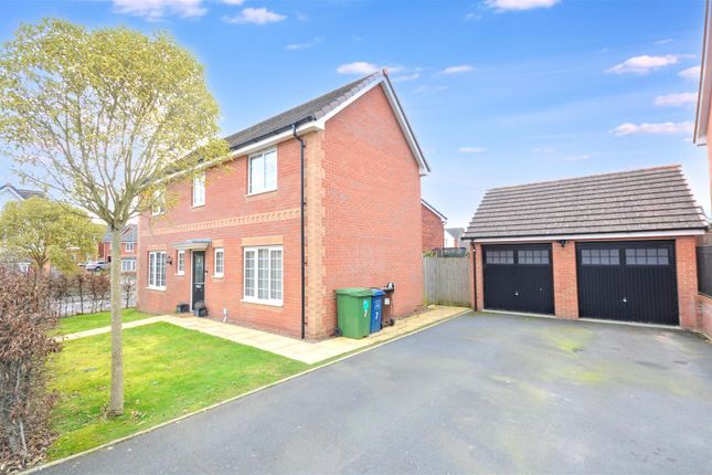 4-bed house on 7, Horn Lane, Stone, £460,000