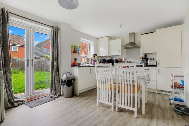 9 Gum Tree Close, Nottingham photo 4