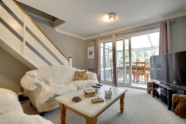 12, Plumpton Grove, Waterlooville photo 4