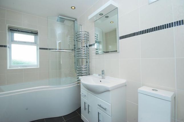 Maisonette for sale in Sunny Way, North Finchley
